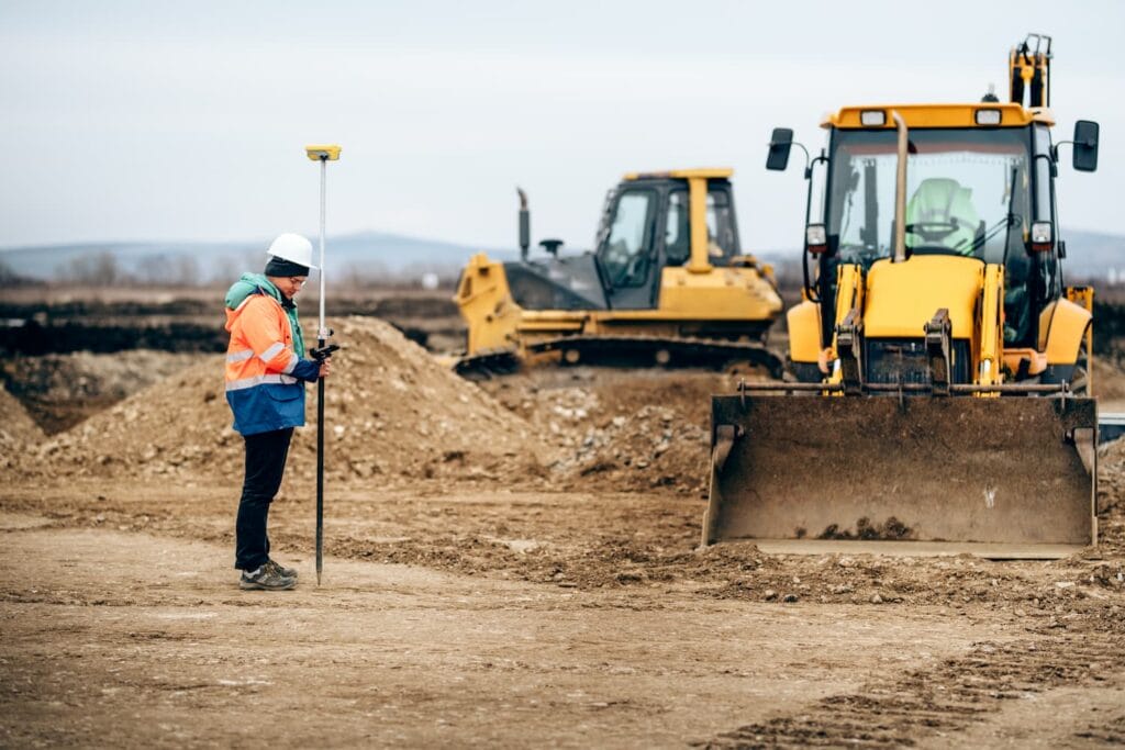 Applications des broyeurs ARJA dans l'industrie : mines, carrières, recyclage et construction 2 obra civil Arja Applications des broyeurs ARJA dans l'industrie : mines, carrières, recyclage et construction